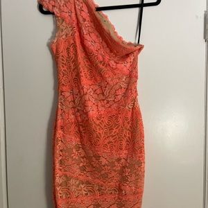 Bebe dress